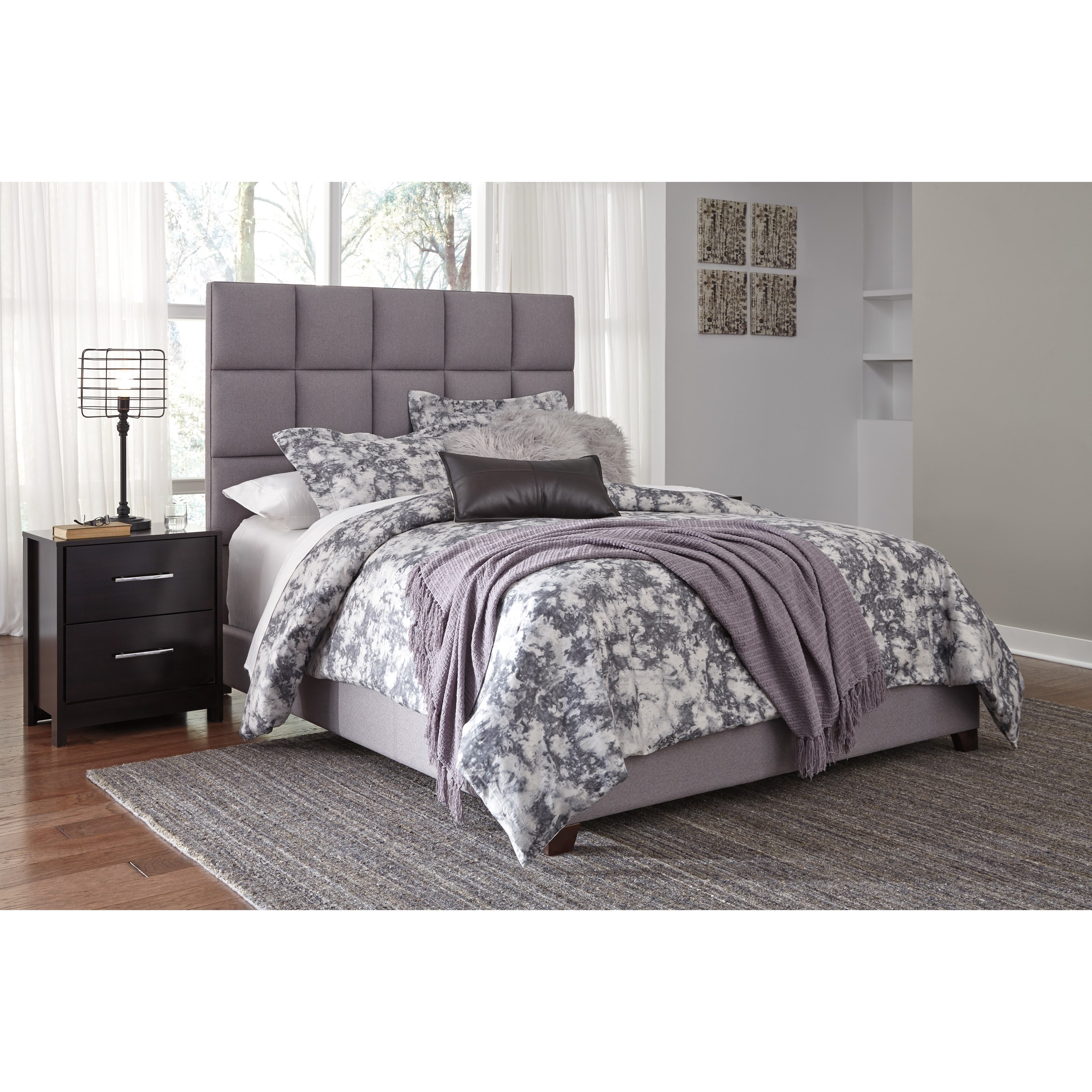 Dolante king upholstered bed gray deals